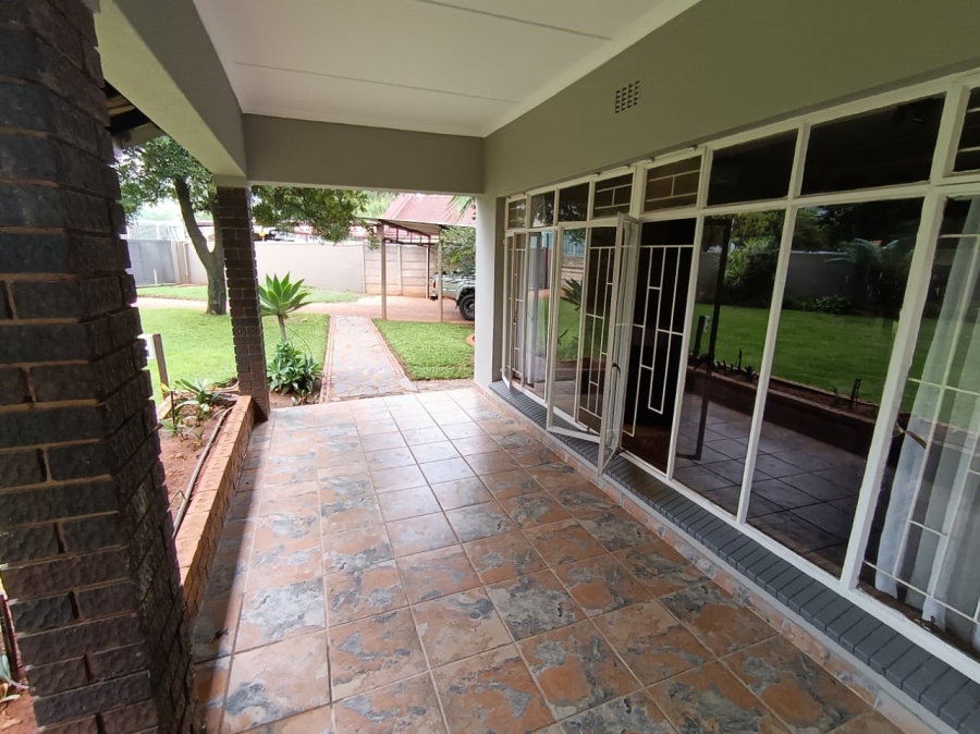 3 Bedroom Property for Sale in Protea Park North West